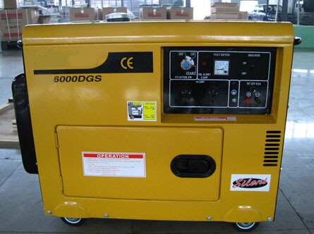 Patent Design Automatic Voltage Adjustor Diesel Fuel Generator with Fuel Meter / Oil Alert